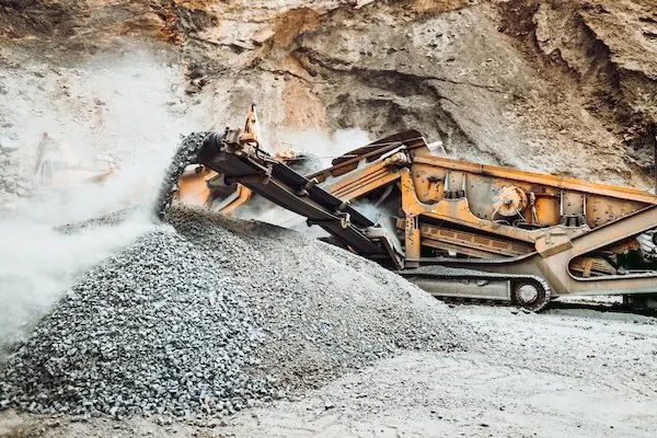 Mobile Material Crushing Contractor